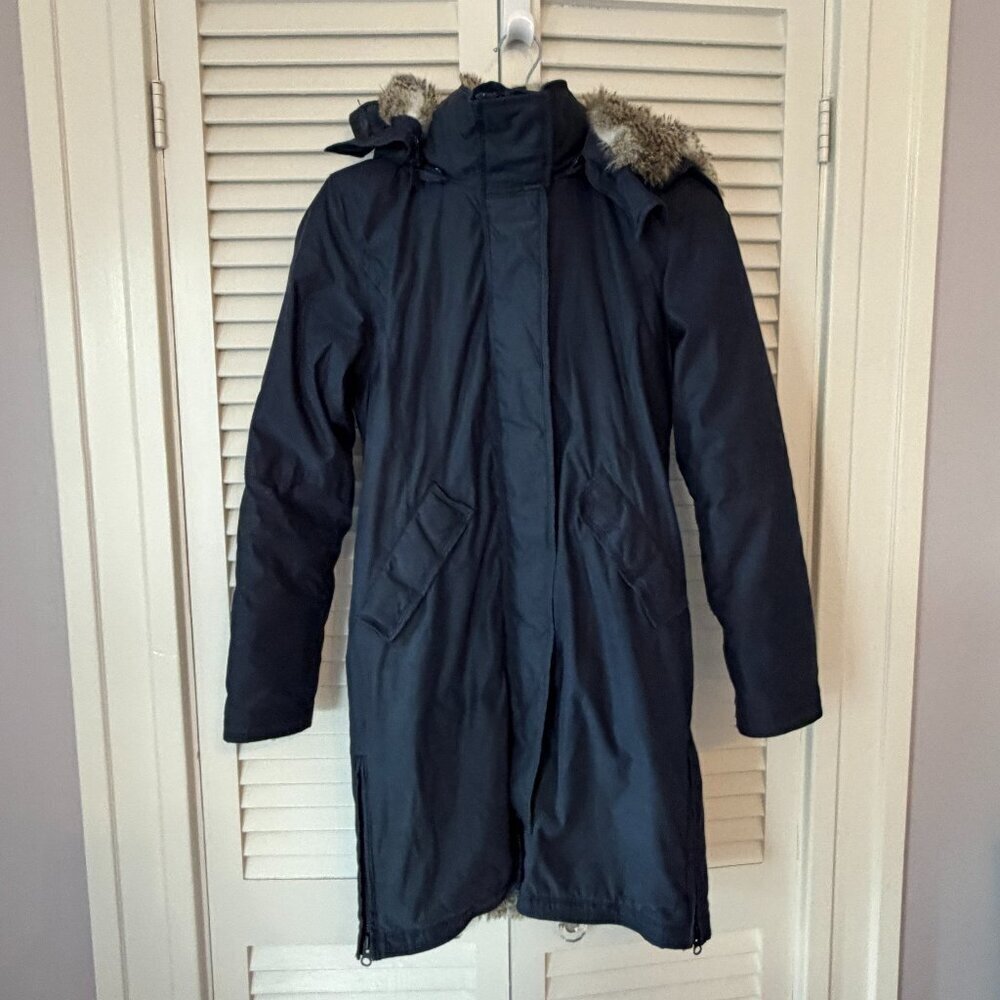 Aritzia Babaton Oskar parka XS navy blue full zip faux fur hooded